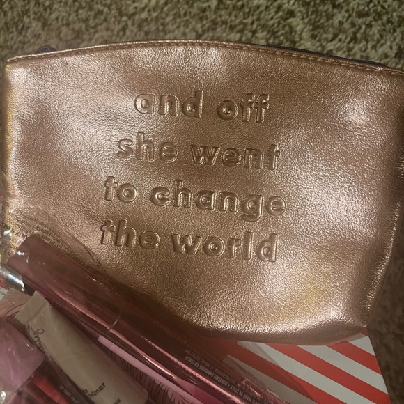 Ulta make up bundle - Picture 3 of 3